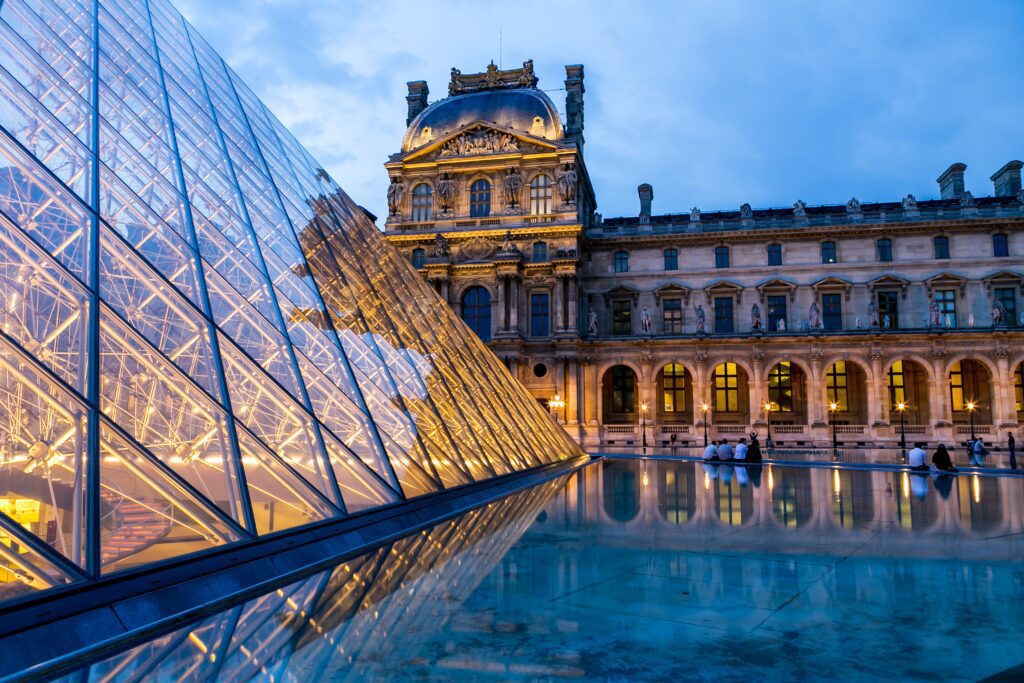 Louvre Paris - Fun Facts about Paris