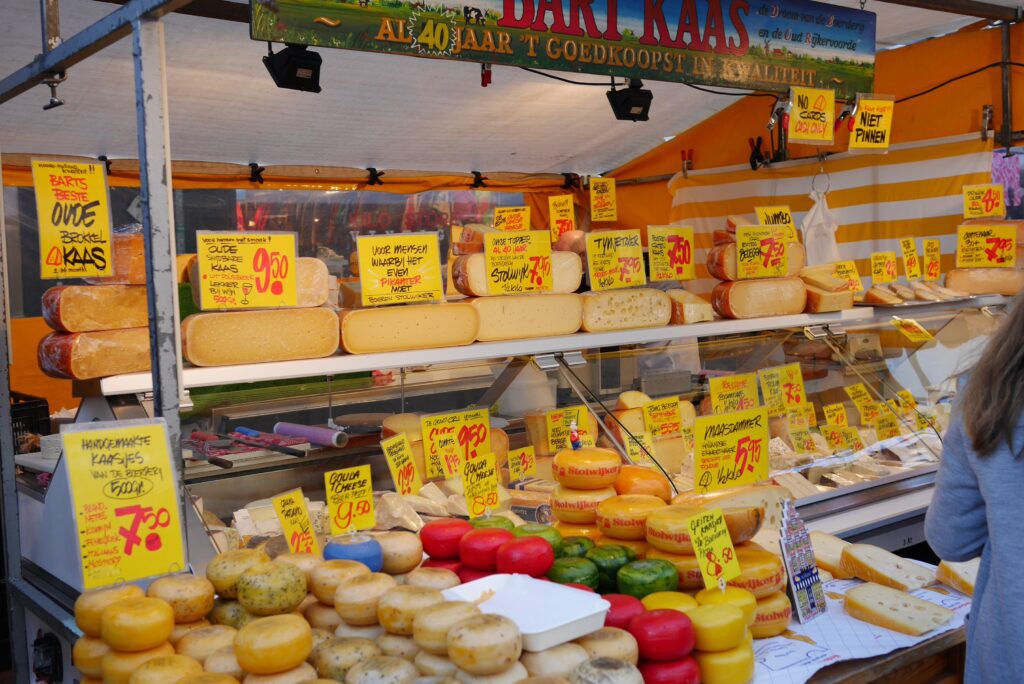 Things to Do in De Pijp: Albert Cuyp Market
