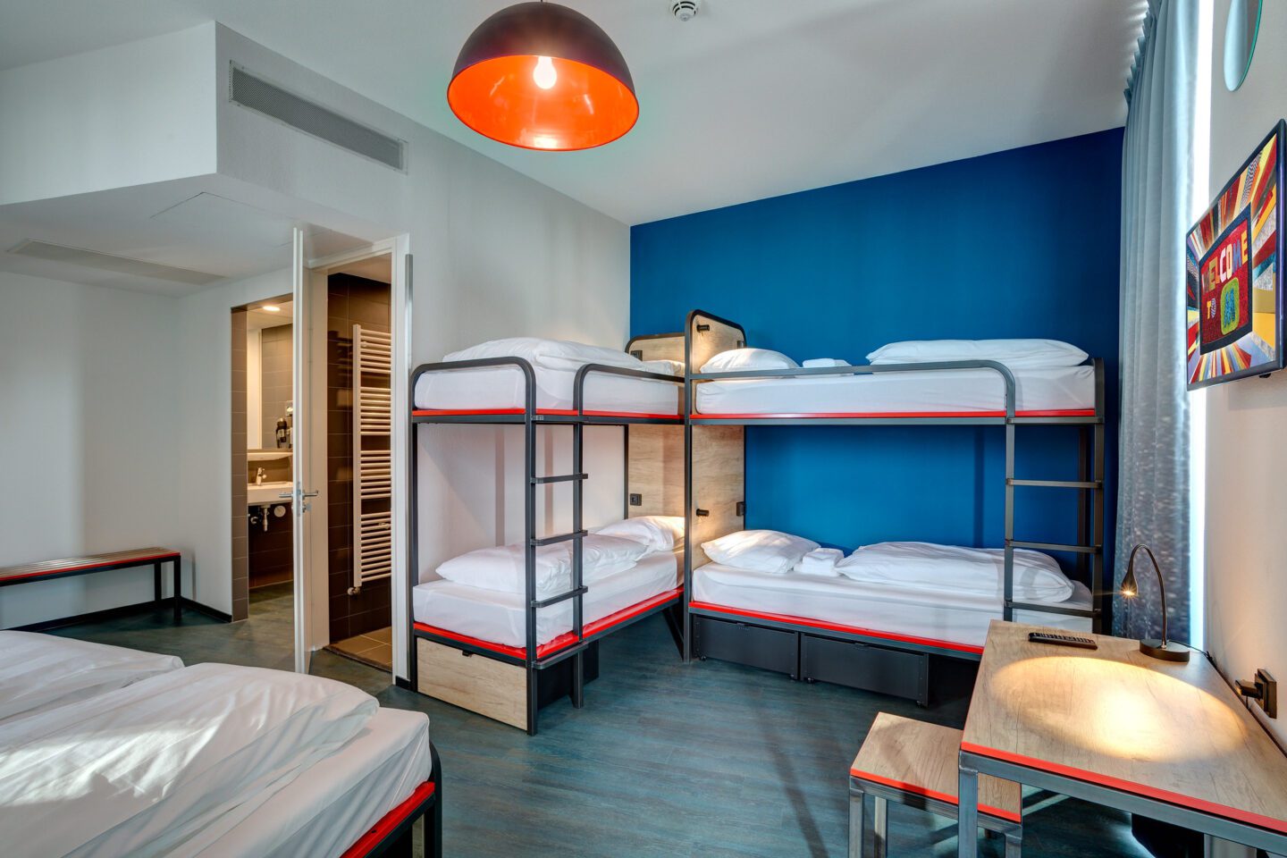 how-to-spend-one-day-in-amsterdam-by-locals-meininger-hotels