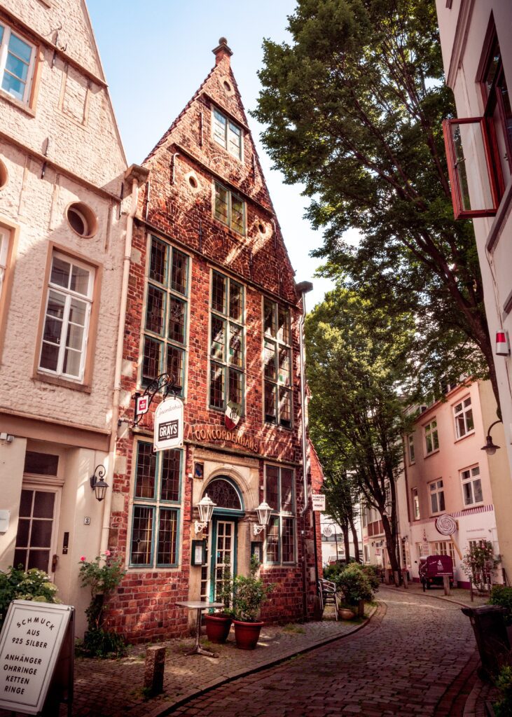 Entdecke das MEININGER Hotel in Bremen 