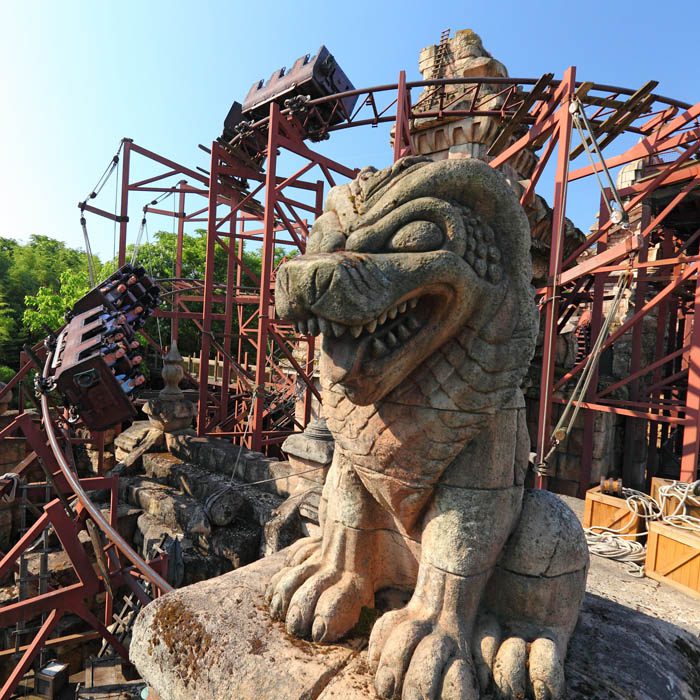 Disneyland Paris in One Day: Indiana Jones and the Temple of Peril 