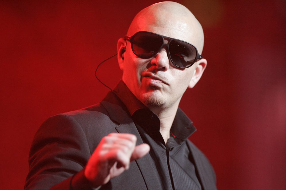 Concerti in Europa 2026: Pitbull durante un concerto a Sydney
