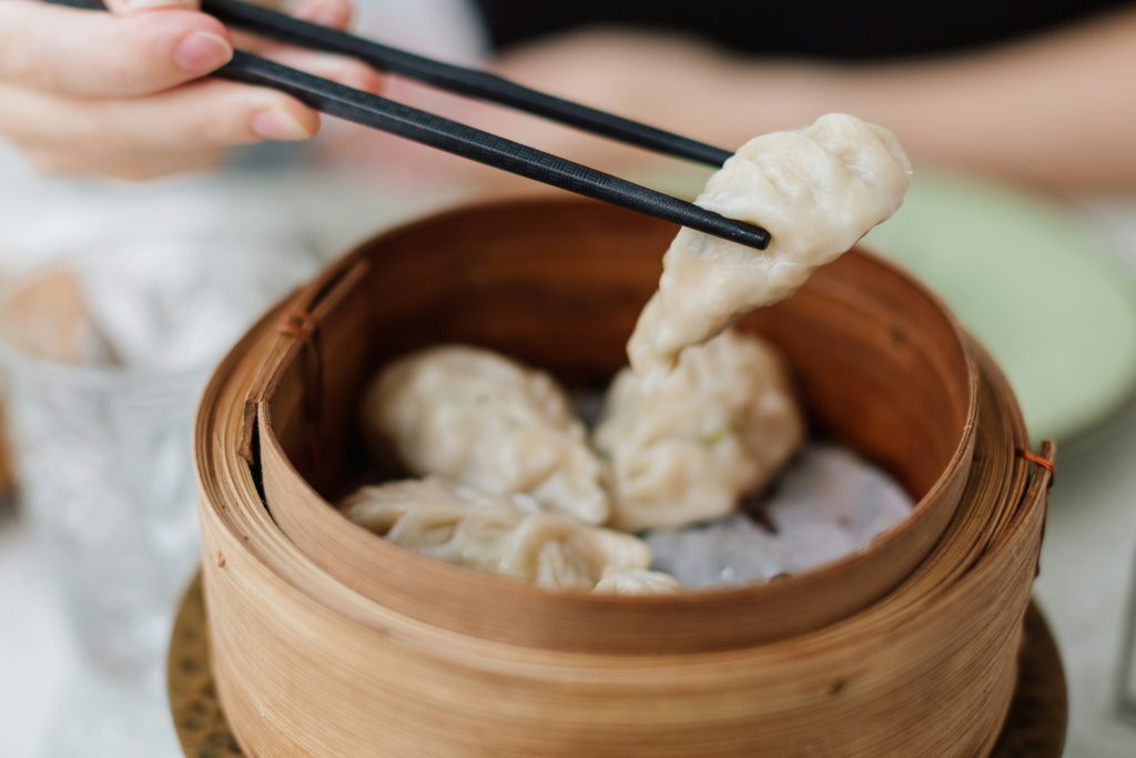 Les meilleurs restaurants végans à Berlin : raviolis asiatiques à la vapeur