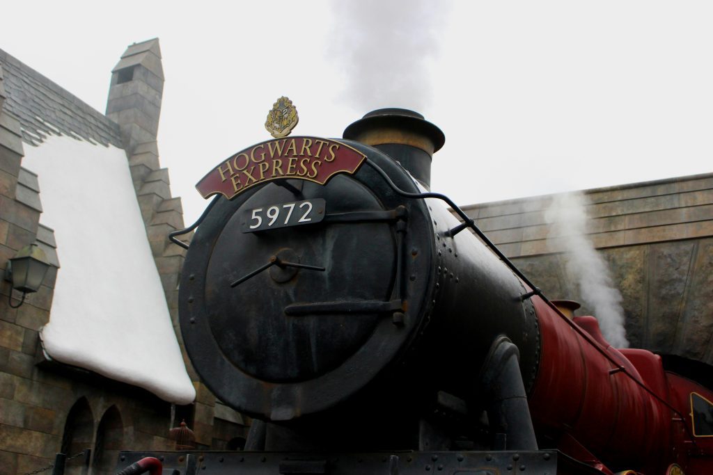 Hogwarts Express Dampfzug, inspiriert von Harry Potter Drehorten in Schottland