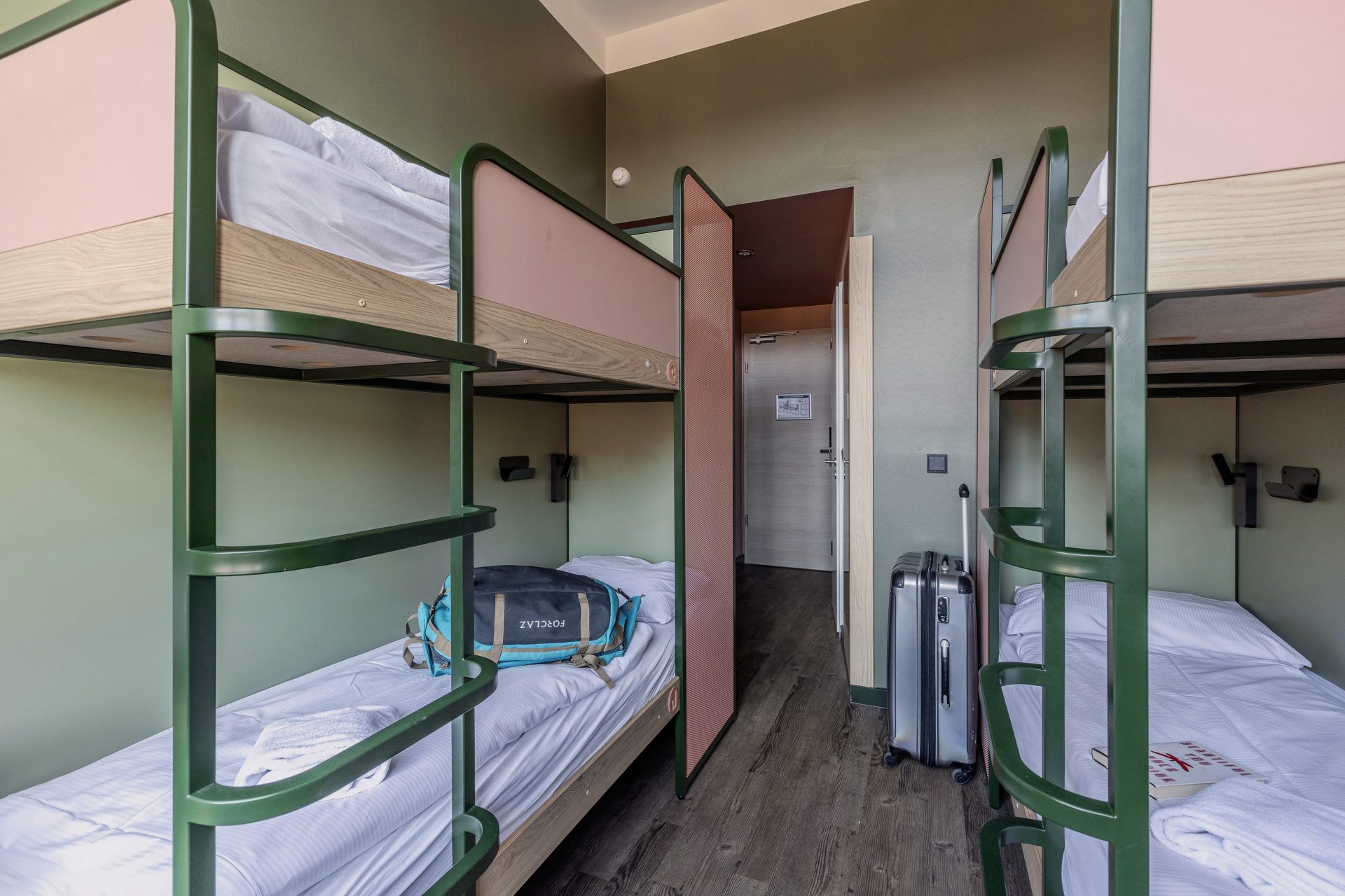 Cosy MEININGER bunk room with private en-suite, ideal for groups