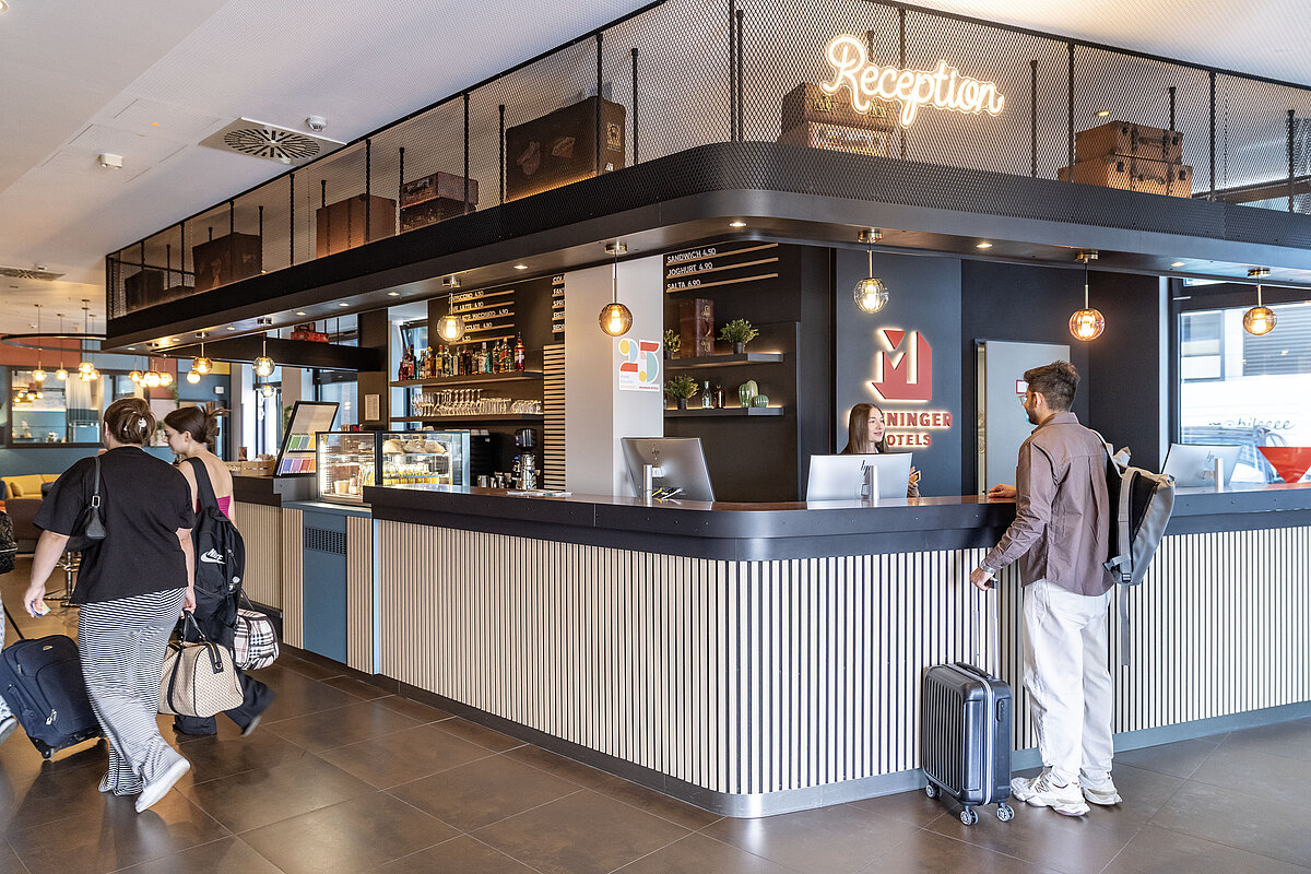 Frankfurt Lobby
