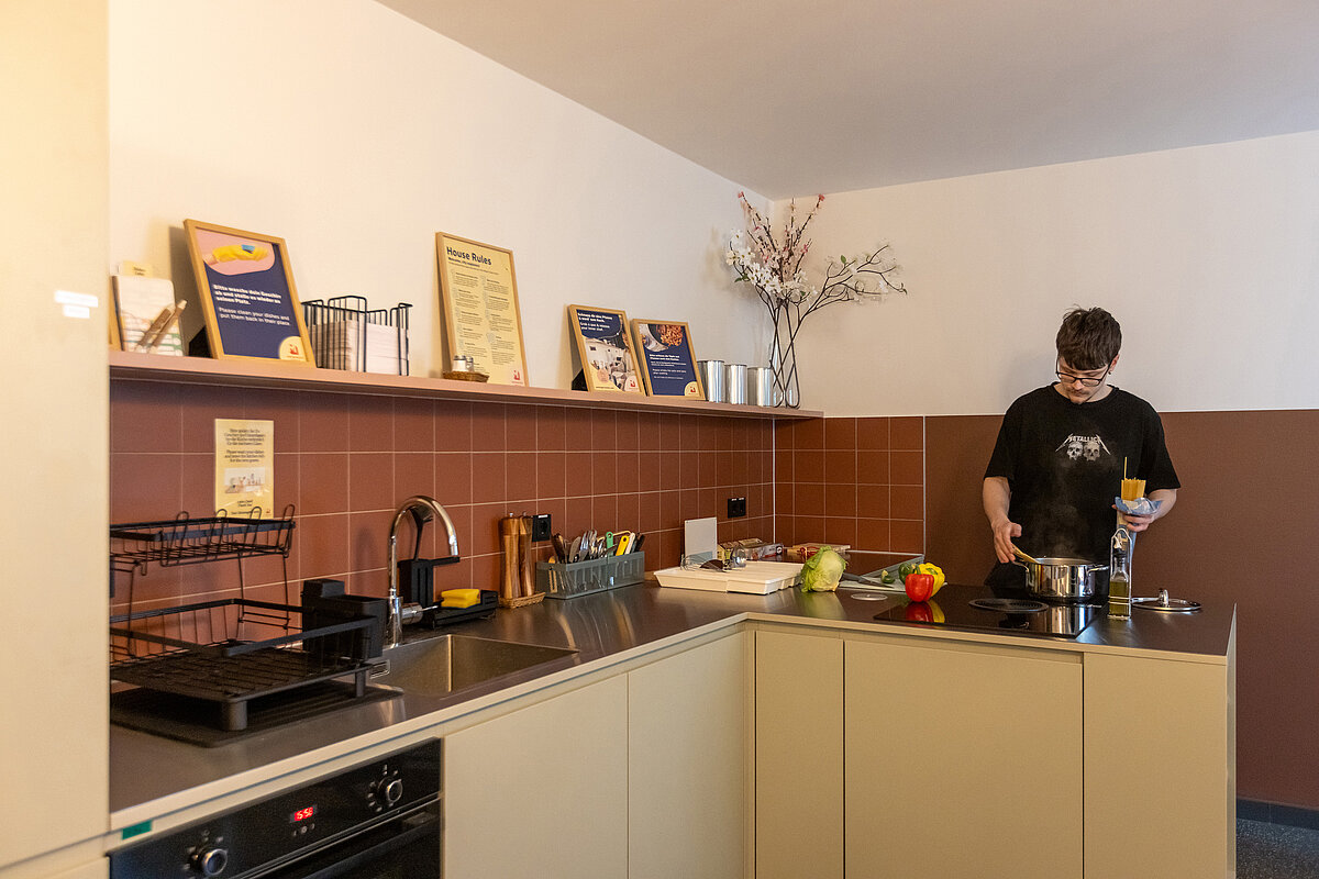 Guest kitchen MEININGER Hotel Berlin Mitte "Humboldthaus"
