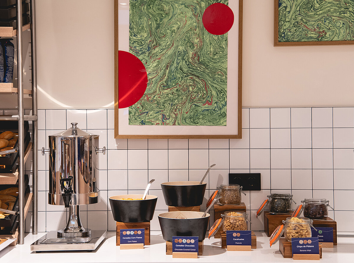 Breakfast room MEININGER Hotel Barcelona Fira Gran Via