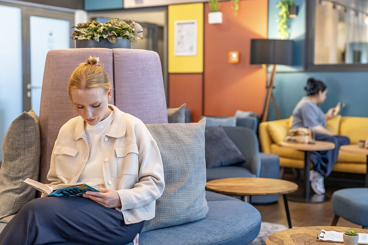 Lounge MEININGER Hotel Frankfurt/Main Airport