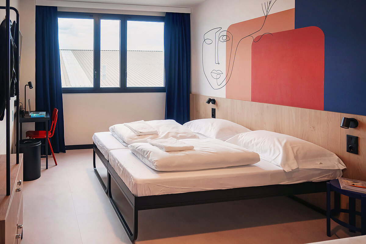 Accessible rooms MEININGER Hotel Barcelona Fira Gran Via
