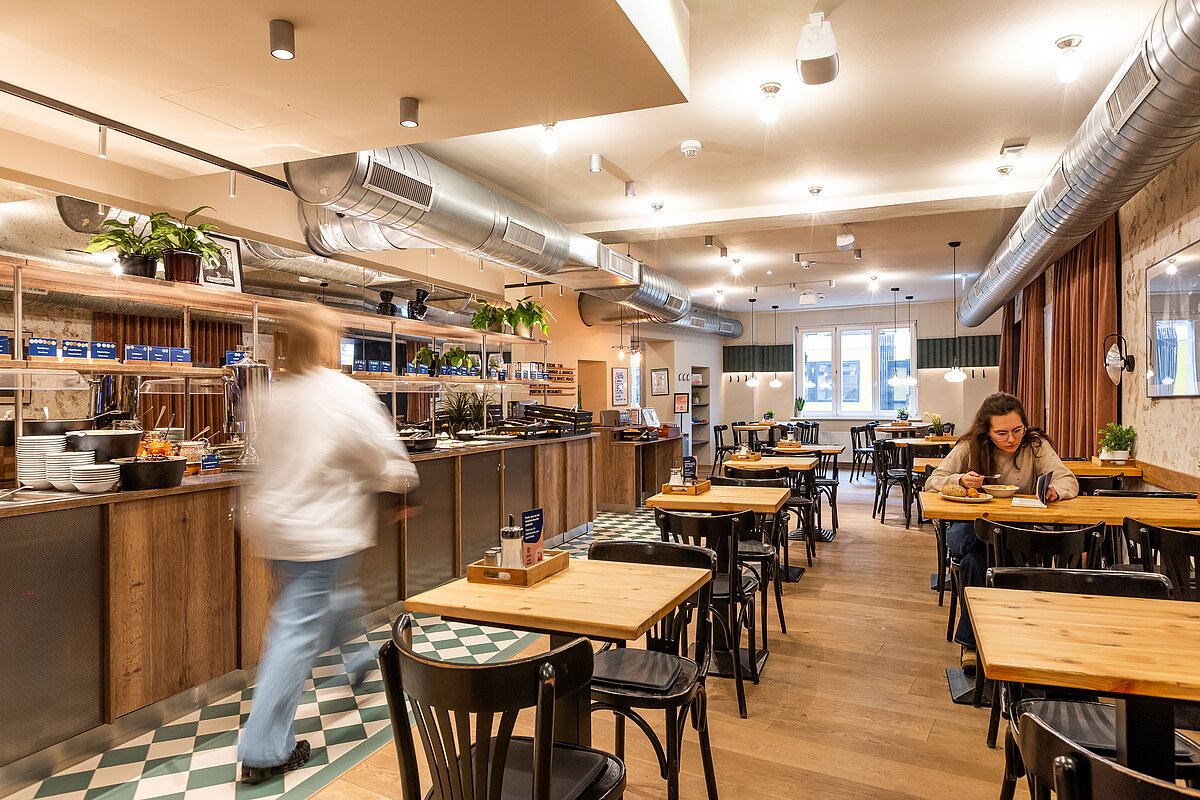 Sala colazione MEININGER Hotel Berlin Mitte "Humboldthaus"