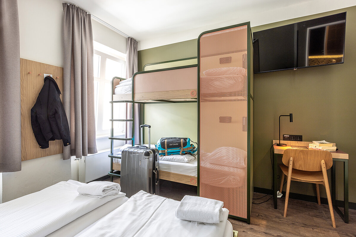 Family Room MEININGER Hotel Berlin Mitte "Humboldthaus"