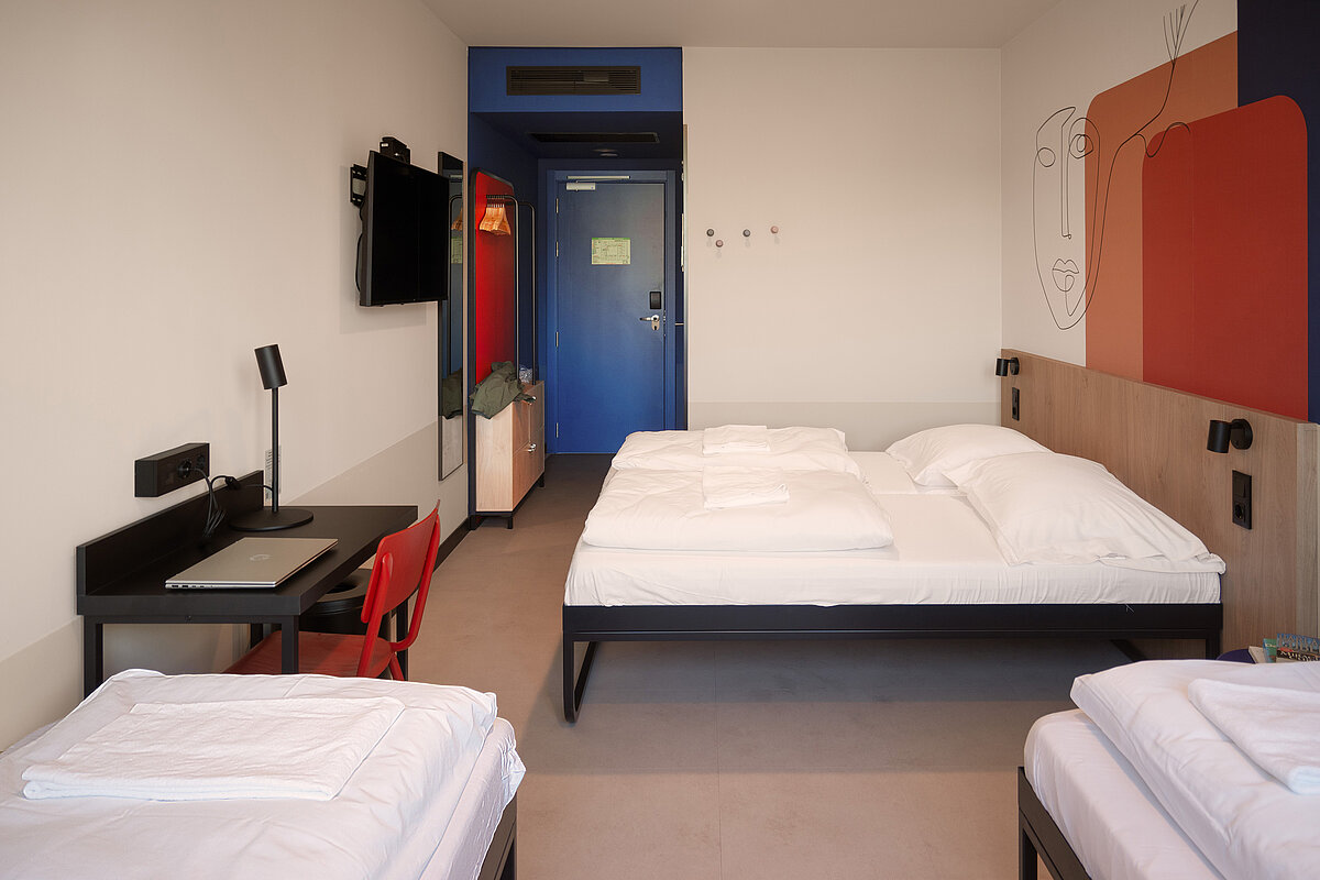 Multi-bed MEININGER Hotel Barcelona Fira Gran Via