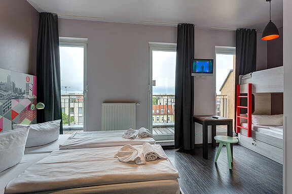 MEININGER Hotel Berlin Alexanderplatz - Habitaciones accesibles