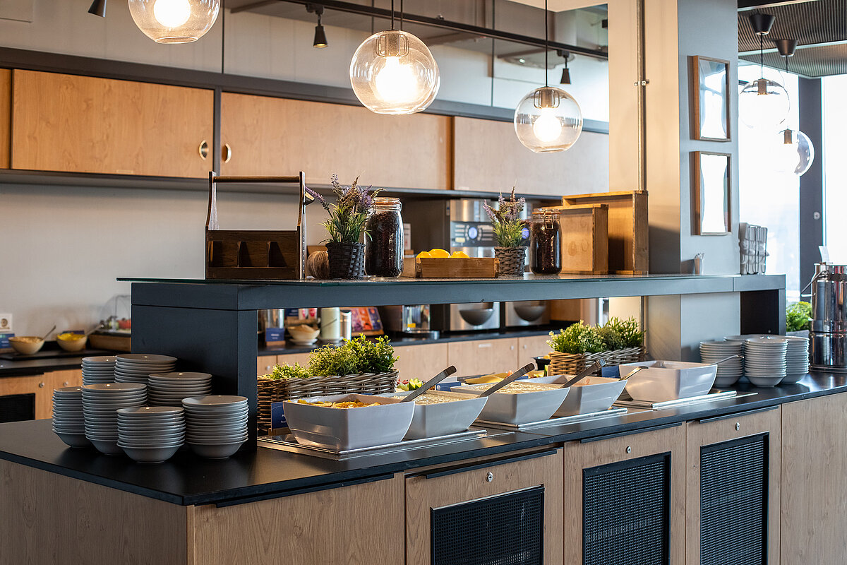 Salle de petit déjeuner MEININGER Hotel Berlin Tiergarten