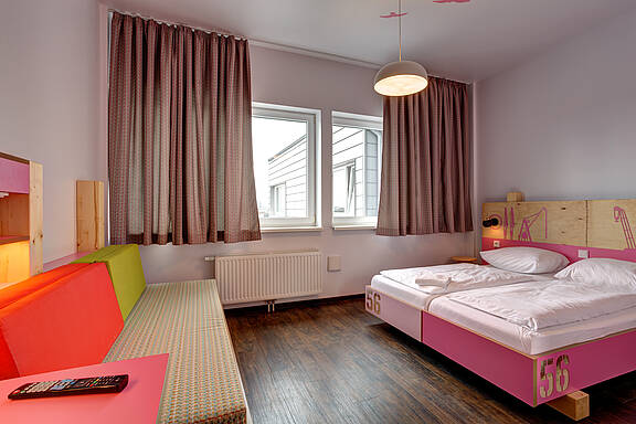 MEININGER Hotel Hamburg City Center - Chambre Simple / Double