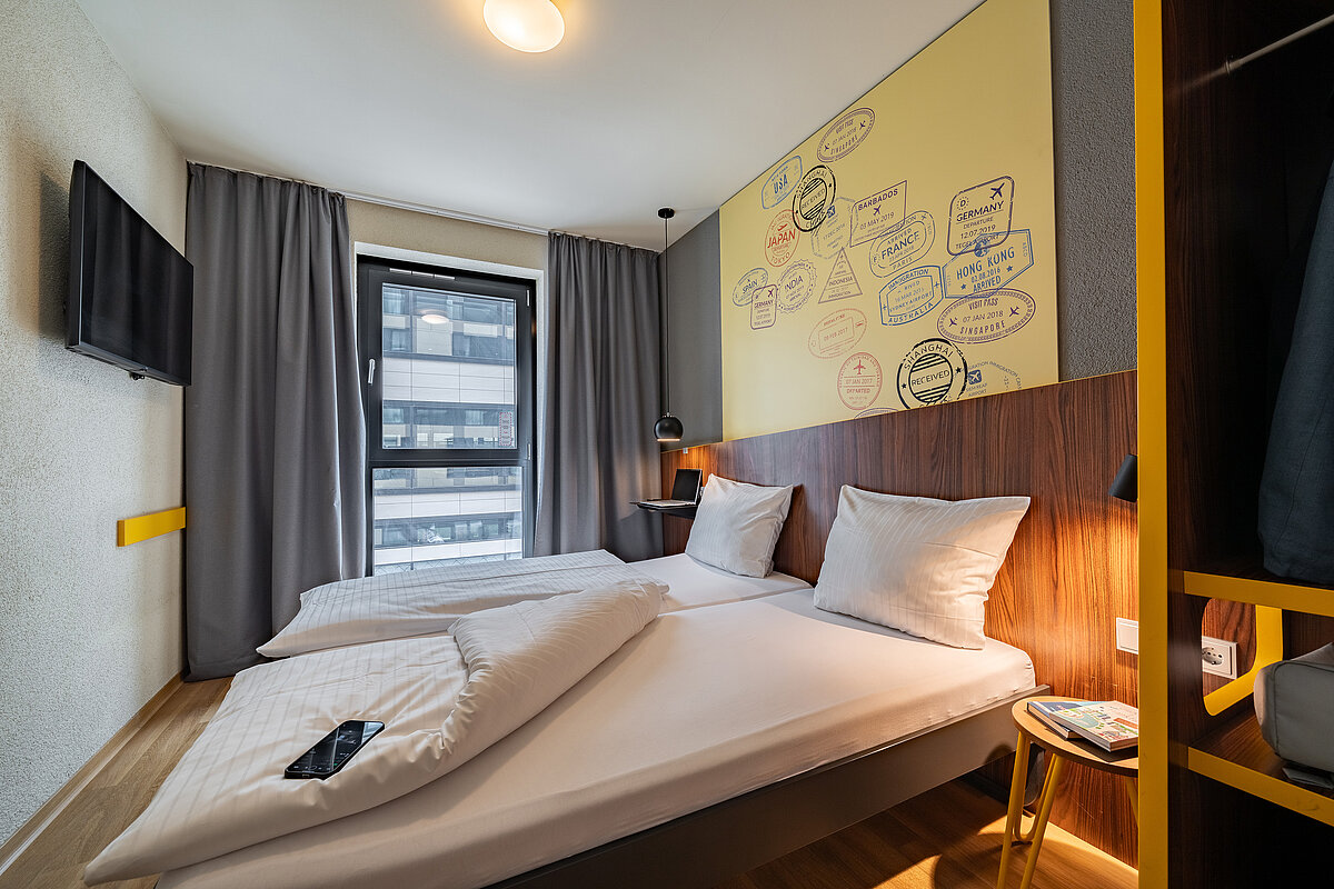 Double room MEININGER Hotel Frankfurt/Main Airport