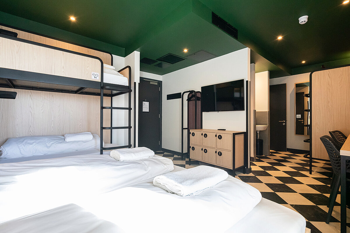 Mehrbettzimmer MEININGER Hotel Edinburgh Haymarket