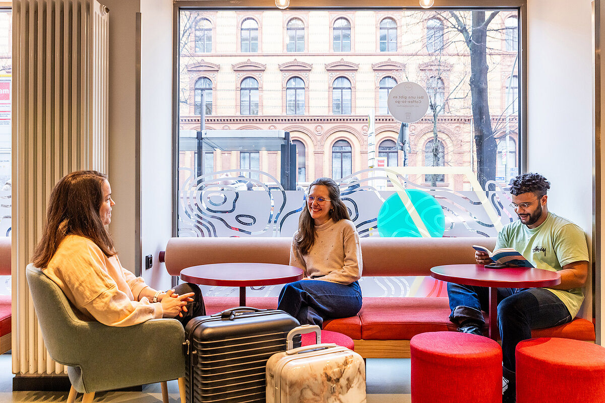 Lounge MEININGER Hotel Berlin Mitte "Humboldthaus"