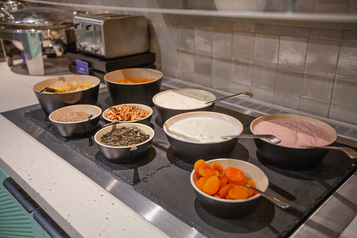 Salle de petit déjeuner MEININGER Hotel München Zentrum