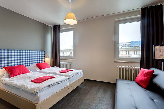 MEININGER Hotel Munich City Center - Single-/ Double Room
