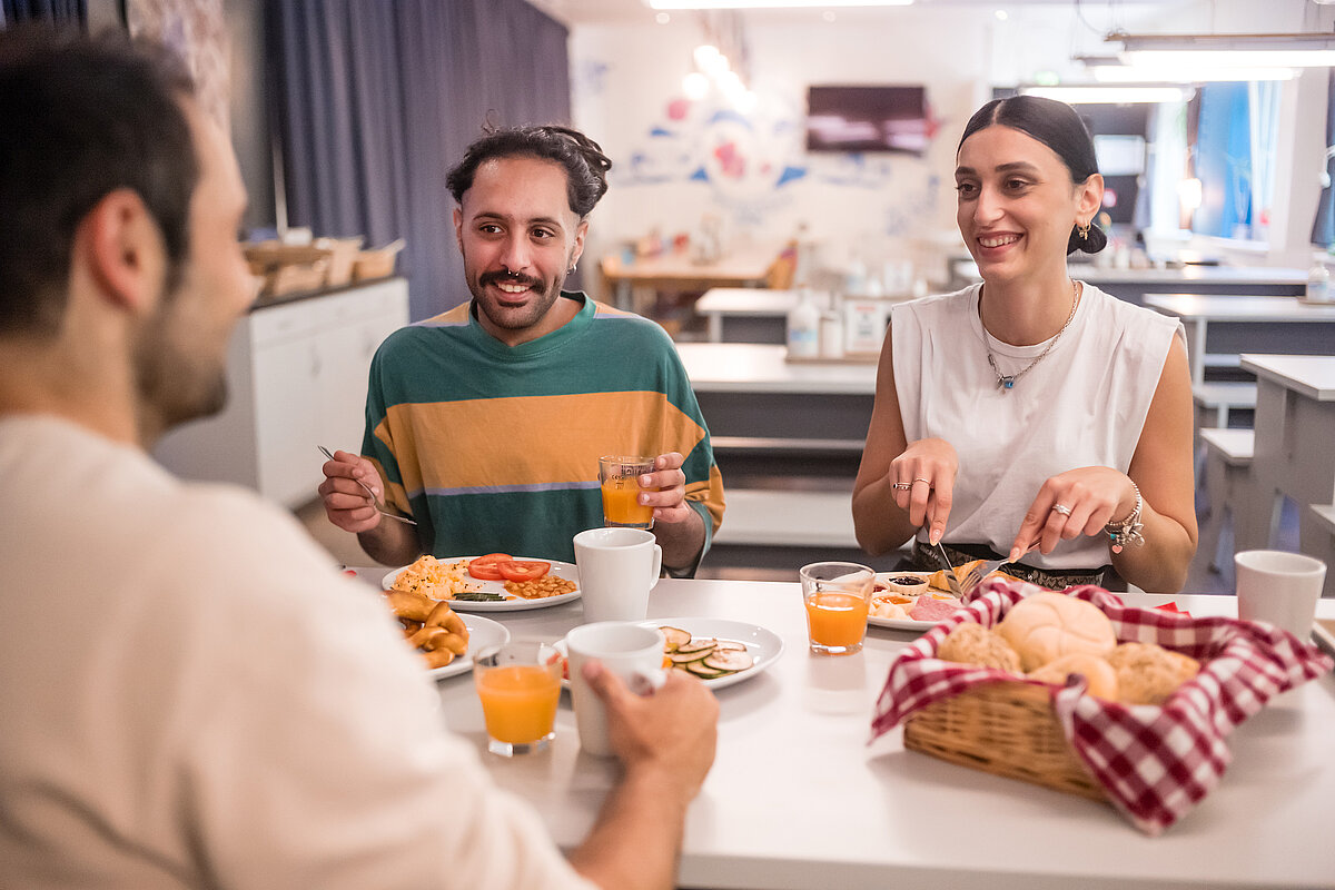 Salle de petit déjeuner MEININGER Hotel Hamburg City Center