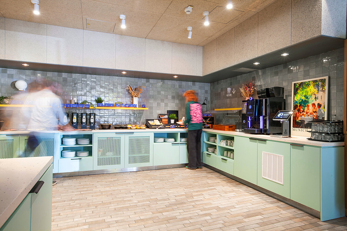 Salle de petit déjeuner MEININGER Hotel München Zentrum