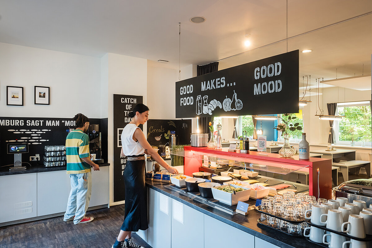 Salle de petit déjeuner MEININGER Hotel Hamburg City Center