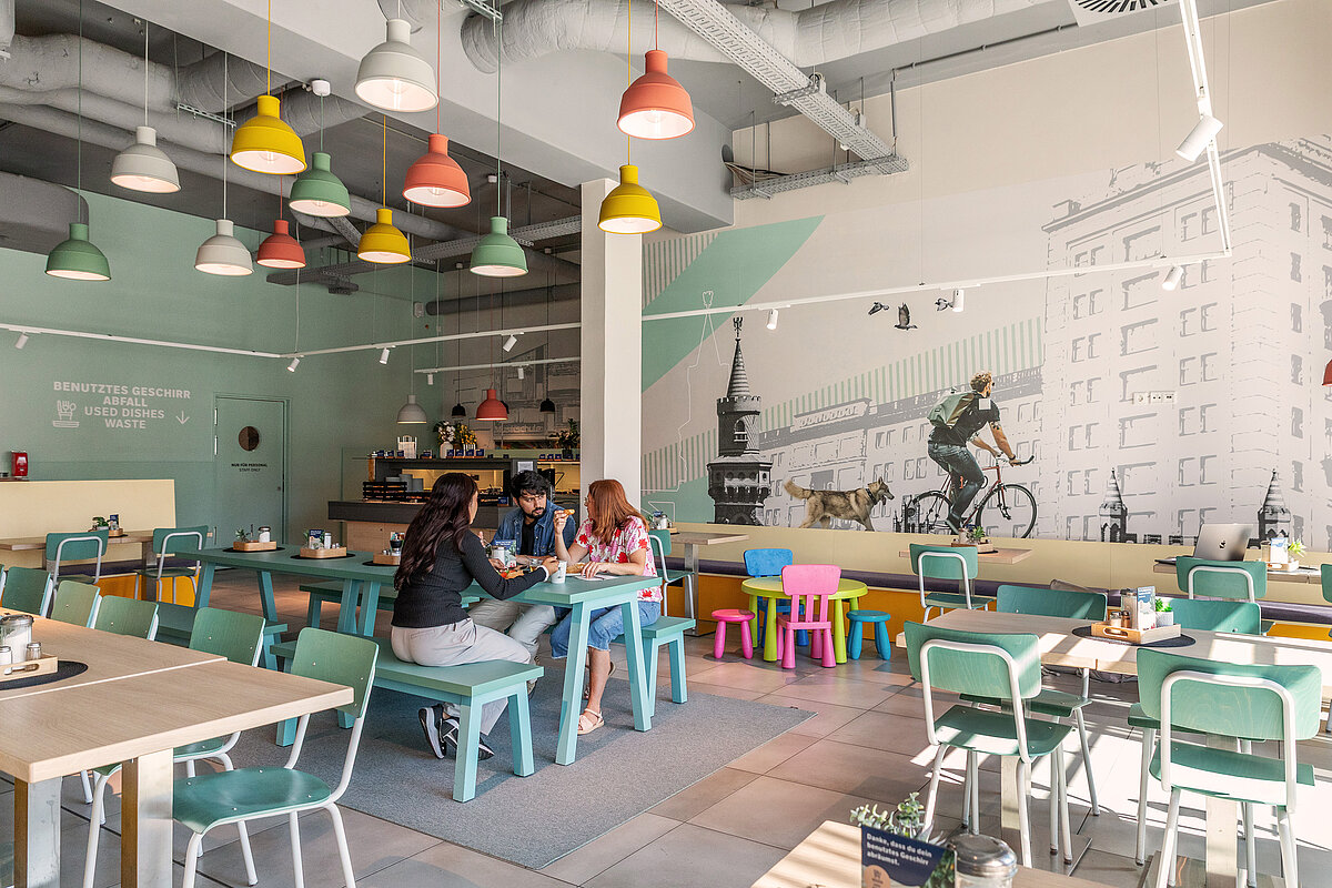 Salle de petit déjeuner MEININGER Hotel Berlin Airport