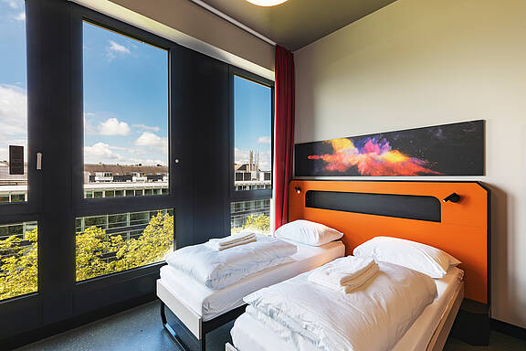 MEININGER Hotel Genève Centre Charmilles - Single-/ Double Room