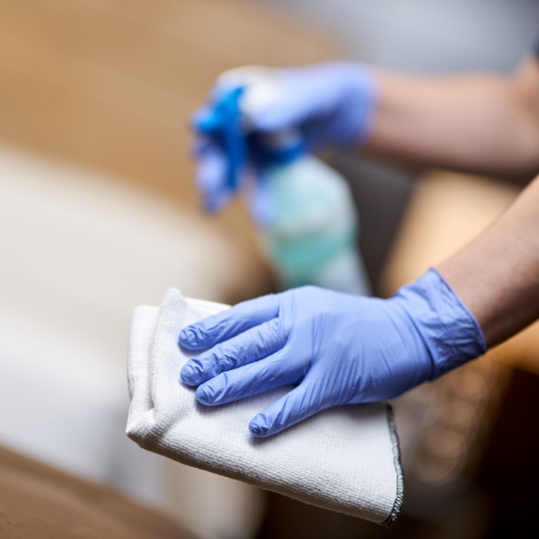 Personal de limpieza mantiene alta limpieza en habitaciones de Hoteles MEININGER